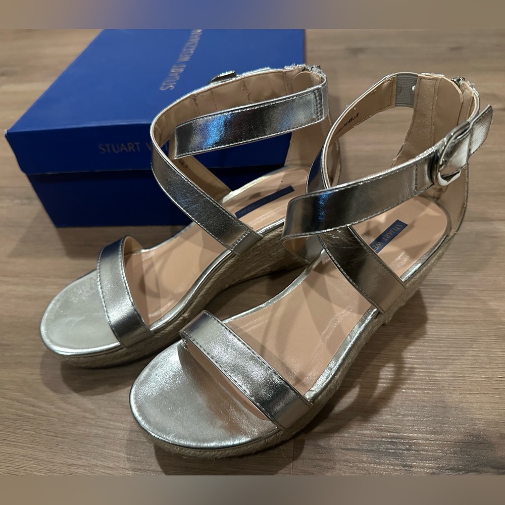 Stuart Weitzman Girls Akilah Amore Wedge Sandals Size 3M Metallic, New in box